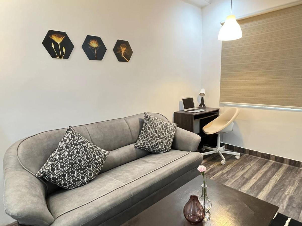 Bedchambers Serviced Apartments, Hyderabad Ngoại thất bức ảnh
